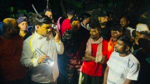 Chhatabad Land Subsidence: छाताबाद में भू-धंसान के बाद मेयर संजीव सिंह ने लिया जायजा, BCCL से तत्काल पुनर्वास की मांग 1