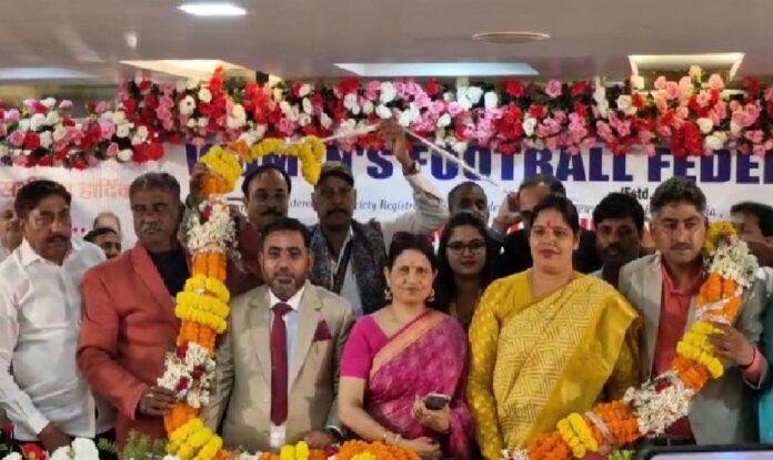 Jamshedpur Football Meet: महिला फुटबॉल को नई उड़ान देने की तैयारी, जमशेदपुर में जुटे कई राज्यों के पदाधिकारी