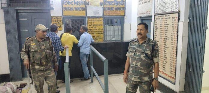 Khalari Station Police Checking