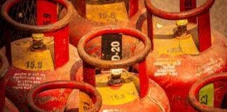 LPG Cylinder Theft: झारखंड में गैस सिलेंडर चोरी का बड़ा खुलासा, 64 सिलेंडर के साथ तीन आरोपी गिरफ्तार