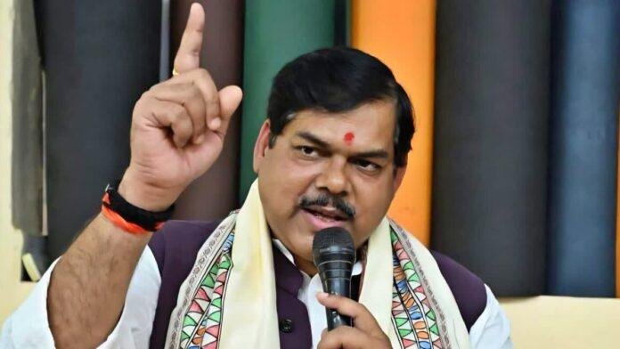 बिहार के शिक्षा मंत्री Mithilesh Tiwari