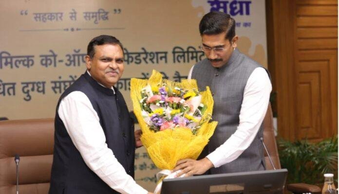 बिहार में Dairy Business का विस्तार, दूध से आगे फल-सब्जी और खाद्य तेल कारोबार में उतरें दुग्ध संघ: मीनेश शाह