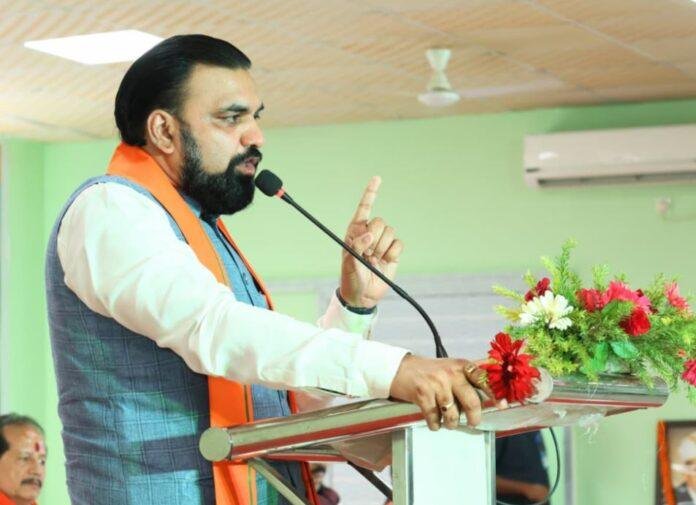 Vishwakarma Puja 2026: CM सम्राट चौधरी ने दी प्रदेशवासियों को शुभकामनाएं, श्रमिकों के योगदान को बताया अतुलनीय