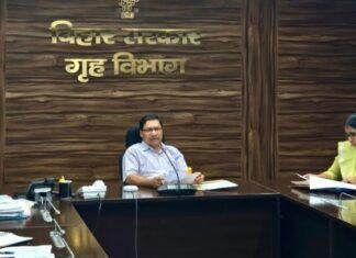 Bihta Airport: विमानों के सुचारू परिचालन में आ रही दिक्कतें जल्द होंगी दूर, अधिकारियों को निर्देश