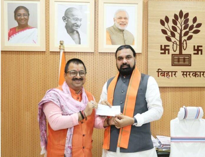 Bihar Flood Relief: संस्कृत बोर्ड अध्यक्ष मृत्युंजय कुमार झा ने बाढ़ राहत कोष में दिए ₹2.25 लाख