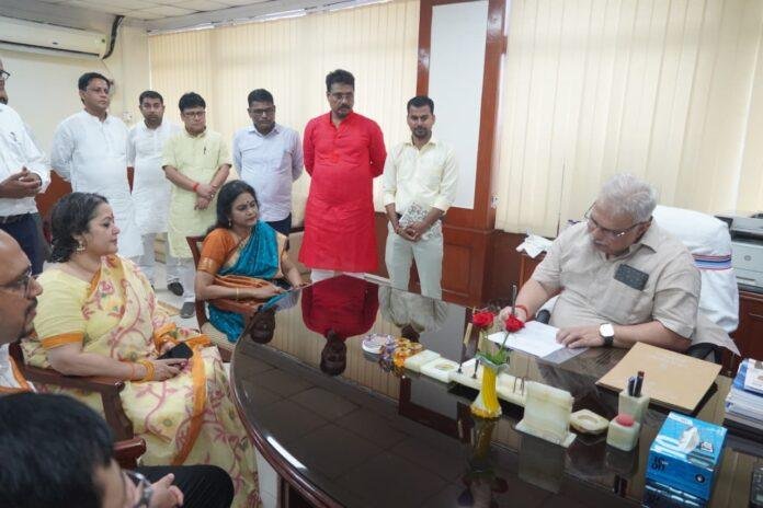 Devesh Kumar Bihar: देवेश कुमार ने संभाला बिहार राज्य योजना पर्षद के उपाध्यक्ष का पदभार, विकास योजनाओं पर होगा फोकस