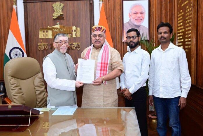 Jharkhand Governor Meeting: झारखंड के विश्वविद्यालयों पर राज्यपाल से मंथन, शिक्षा व्यवस्था और छात्र हित पर हुई बात