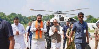Bihar Flood Survey: सम्राट चौधरी और शिवराज सिंह चौहान ने किया हवाई सर्वेक्षण, बाढ़ प्रभावित गांवों में नाव-ट्रैक्टर से पहुंचे