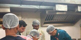 Dhanbad Food Raid: धनबाद में मिलावटी खाद्य पदार्थों पर बड़ी कार्रवाई, गौतम डेयरी सील; 48 किलो संदिग्ध पनीर जब्त