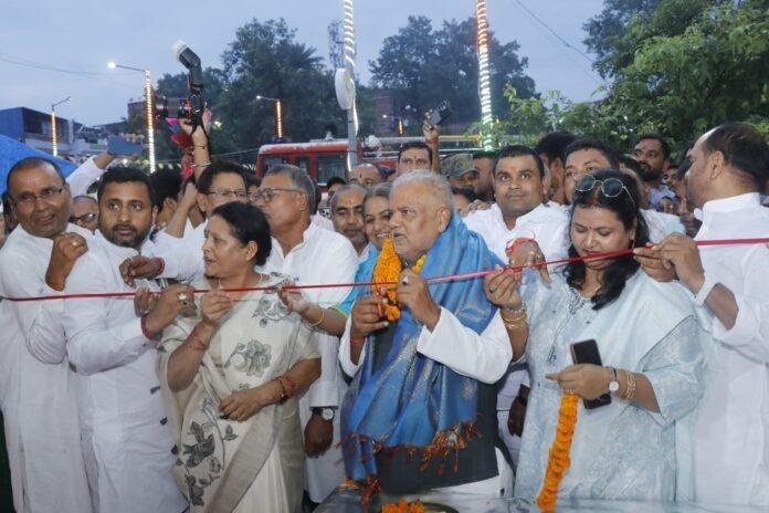 Gaya Pitru Paksha Mela: तीर्थयात्रियों के लिए निशुल्क सेवा शिविर शुरू, मंत्री श्रवण कुमार ने किया उद्घाटन