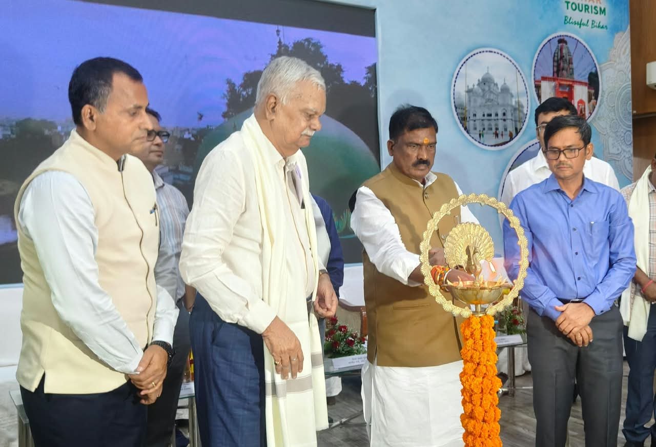 Bihar Tourism: AI से बदलेगा पर्यटन का अंदाज, 6.62 करोड़ पर्यटकों के बाद नई तैयारी 1