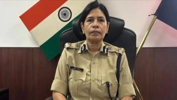 Bihar Police: प्रीता वर्मा ने संभाला प्रभारी DGP का पद, कानून व्यवस्था और महिला सुरक्षा पर दिए निर्देश