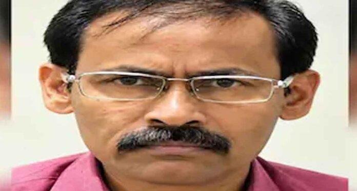 Aseem Mandal Arrest: 2.20 करोड़ के इनामी माओवादी असीम मंडल गिरफ्तार, गांव में सर्च ऑपरेशन जा