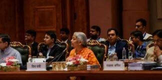 GST Reform: जीएसटी में बड़ा बदलाव, अब गिरफ्तारी से पहले कोर्ट की मंजूरी जरूरी; टैक्स चोरी की सीमा 5 करोड़
