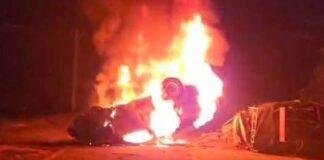Giridih Accident: गिरिडीह के धनवार में बेकाबू कार ने कई वाहनों को मारी टक्कर, एक की मौत; गुस्साई भीड़ ने लगाई आग