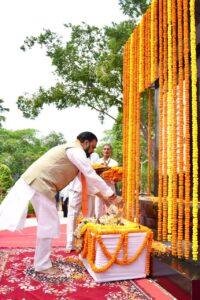 Lal Bahadur Shastri Jayanti Patna: पटना में लाल बहादुर शास्त्री की जयंती पर राज्यपाल और मुख्यमंत्री ने दी श्रद्धांजलि | 22Scope News Lal Bahadur Shastri Jayanti Patna