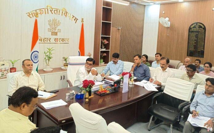 धान खरीद से पहले बिहार सरकार का बड़ा प्लान, राम कृपाल यादव ने अधिकारियों को दिए सख्त निर्देश धान खरीद से पहले बिहार सरकार का बड़ा प्लान, राम कृपाल यादव ने अधिकारियों को दिए सख्त निर्देश