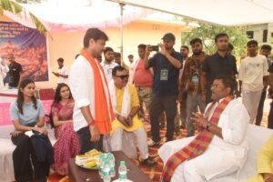 Chhath Song Shooting: देव सूर्य मंदिर में छठ गीत की शूटिंग, कला-संस्कृति मंत्री डॉ. प्रमोद कुमार पहुंचे | 22Scope News Chhath Song Shooting 1