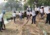 Bokaro Cleanliness Drive: गांधी जयंती पर बोकारो में स्वच्छता अभियान, बैंक ऑफ इंडिया ने सूर्य मंदिर सरोवर में किया श्रमदान Bokaro Cleanliness Drive 1