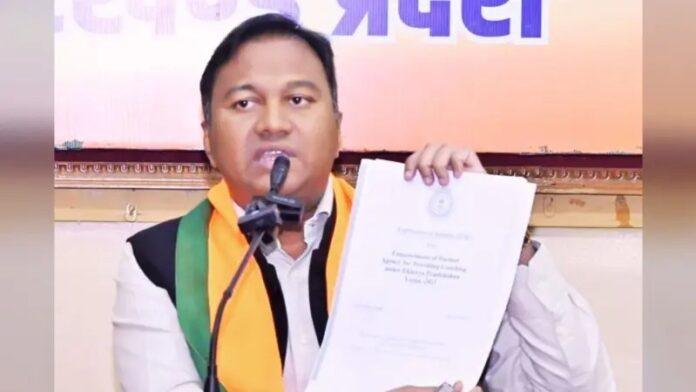 Jharkhand Medicine Purchase: सरकारी अस्पतालों की दवाइयों पर BJP का बड़ा आरोप, झारखंड में कीमतों को लेकर उठाए सवाल Jharkhand Medicine Purchase: सरकारी अस्पतालों की दवाइयों पर BJP का बड़ा आरोप, झारखंड में कीमतों को लेकर उठाए सवाल