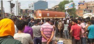 Bokaro Hydra Accident: हाइड्रा की चपेट में आने से साइकिल सवार की मौत, आक्रोशित लोगों ने किया सड़क जाम | 22Scope News Bokaro Hydra Accident 2