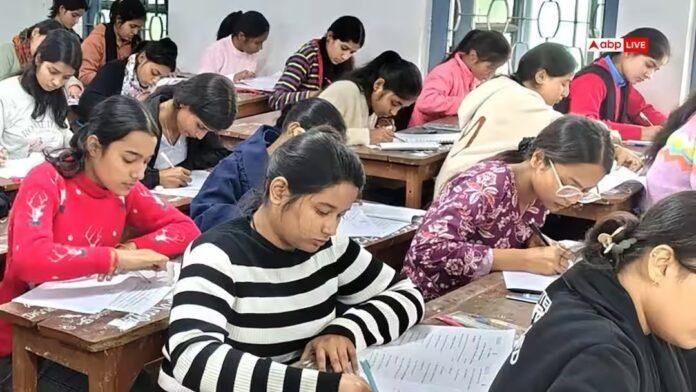 Bihar Madhyama Pass Students